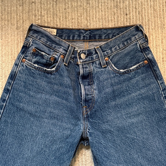 Levi’s 501 W25 barely worn - Picture 8 of 9